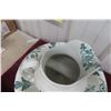 Image 5 : Kenilworth England Pitcher, Basin, Chamber Pot, and More