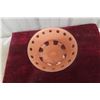 Image 4 : Victorian Bohemian Cranberry Glass Compote Dish with Hand-Painted Floral Motifs and Gold Trim