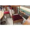Image 7 : Quarter-Cut Oak Pedestal Dining Table with 10" Leaf and Six Chairs