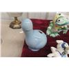 Image 35 : Porcelain Floral Two-Handled Urn, 12"