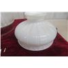Image 5 : Pair of Vintage Milk Glass Light Shades – 12" and 9½" Diameter
