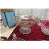 Image 2 : Cream and Sugar Set with Decanter and Bowls, Cut and Etched Glass