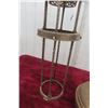 Image 4 : Hanging Aladdin Lamp Frame With Mercury Reflector And Brass Oil Lamp