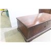 Image 6 : Cedar Chest, Approx. 15" x 41" x 19"