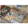 Image 8 : Assorted Sewing Supplies And Notions