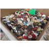 Image 9 : Assorted Sewing Supplies And Notions