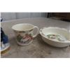 Image 6 : Royal Doulton and Mixed Porcelain Figurines & Tableware