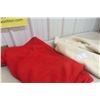 Image 5 : Two Wool Blankets