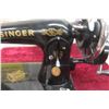 Image 3 : Rare Singer Vintage Hand-Crank Sewing Machine