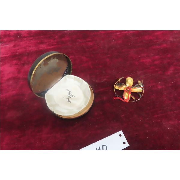 John Forsyth Broach w/ Case