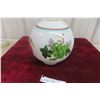 Image 2 : Milk Glass Globe Shade for Aladdin Lamp