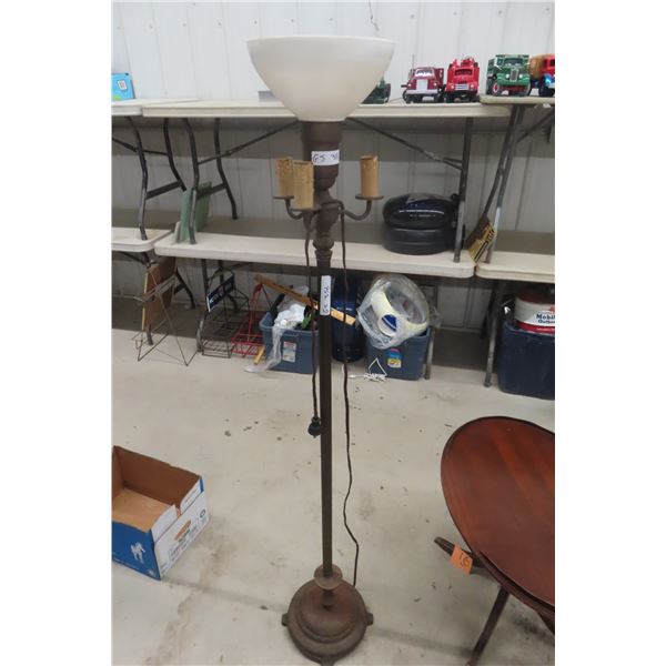 Tri-Light Taillight With Original Shade