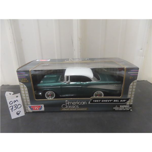 Motor Max 1:24 Scale 1957 Chevrolet Bel Air Die-Cast Model