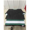 Image 4 : 13 Extra Large Hockey Jerseys, New in Original Bags