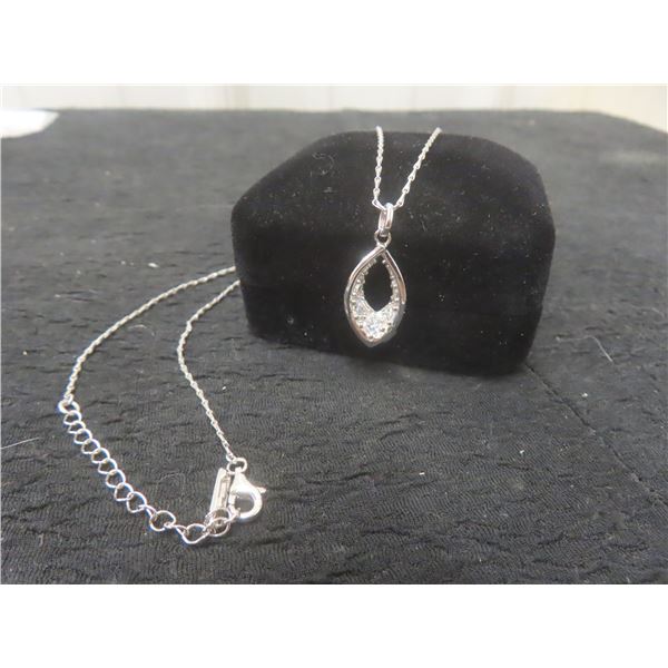 Sterling Silver Necklace, 18" Length, Total Weight 5.5 Grams