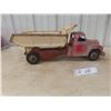 Image 1 : Vintage Mettoy Pressed Steel Dump Truck Made in Great Britain Measuring 8" x 20" x 7 1/2"