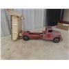 Image 5 : Vintage Mettoy Pressed Steel Dump Truck Made in Great Britain Measuring 8" x 20" x 7 1/2"