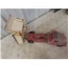 Image 6 : Vintage Mettoy Pressed Steel Dump Truck Made in Great Britain Measuring 8" x 20" x 7 1/2"