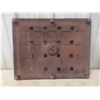 Image 3 : Cast Iron Stand Measuring 19" x 15" With Six Rubber Feet