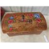 Image 10 : Wooden Step Stool With Storage  11" x 21" x 10"