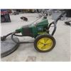 Image 4 : Weed Eater WT3100 Gas-Powered Wheeled Trimmer