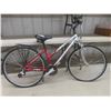 Image 1 : Schwinn Variable-Speed Bicycle With Front Suspension and 28" Wheels