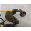 Image 7 : Ryobi Gas-Powered Weed Trimmer With String Head and Blade