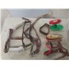 Image 12 : Western Saddle With Tote Full of Horse Tack