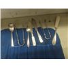 Image 8 : Rogers Brothers XS Triple-Plated Silverware With Serving Utensils