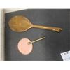 Image 2 : Vanity Brass Mirror, Compact, Copper Bracelet, Ladies Wallet, Vintage Razor and More 