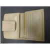 Image 7 : Vanity Brass Mirror, Compact, Copper Bracelet, Ladies Wallet, Vintage Razor and More 