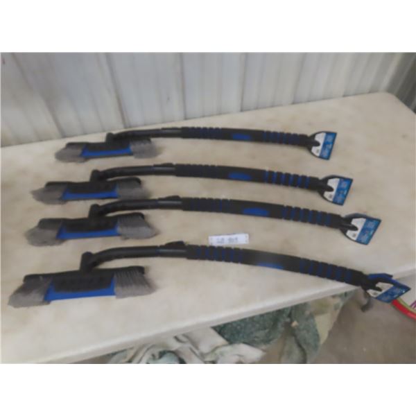 Four Extendable Snow Brushes