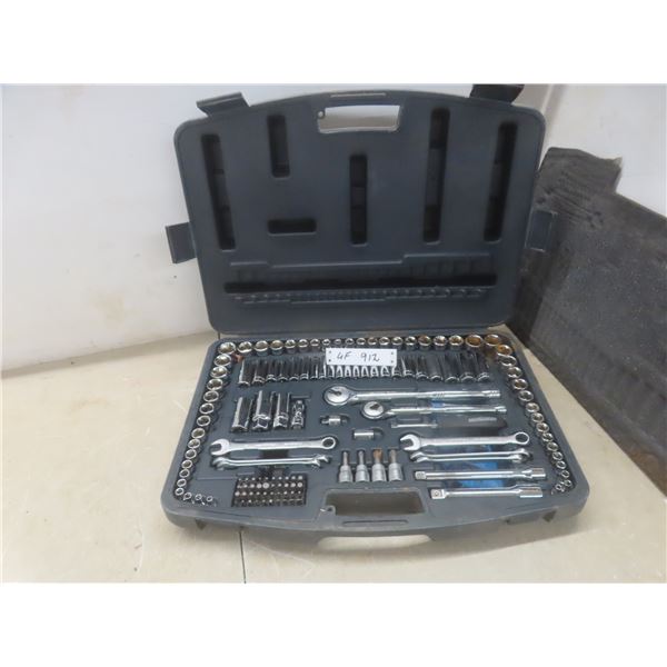 Mastercraft Socket Set With 1/2" and 3/8" Drive in SAE and Metric