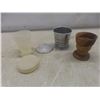 Image 12 : Vintage Pantry Tins: Honey, Corn Syrup, Yeast, Coffee And Three Apothecary Glass Bottles and More 