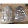 Image 3 : Twelve Cake Baking Molds: Bugs Bunny, Snoopy, Oscar, Mickey Mouse, Christmas Tree, Cookie and Pastry