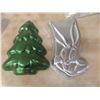 Image 5 : Twelve Cake Baking Molds: Bugs Bunny, Snoopy, Oscar, Mickey Mouse, Christmas Tree, Cookie and Pastry
