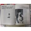 Image 7 : Bruce Lee: King of Kung Fu, The True Story of His Life Books, Photos & More 