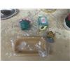 Image 11 : Collection of Salt and Pepper Shakers, Gene Chevenger Decorative Book, and More
