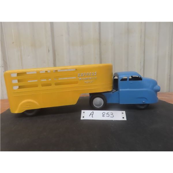 Pressed Metal Express Wyandotte Toy Truck, 5 1/4" x 17" x 4 1/4", With Trailer