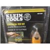 Image 2 : NEW Klein Tools Electrical Test Kit with Non-Contact Voltage Tester and Receptacle Tester