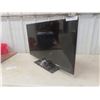 Image 4 : RCA 32-Inch Television with Remote