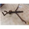 Image 18 : Assorted Vintage Tools: Bolt Cutters, Screw Jack, Wire Pullers & More