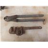 Image 6 : Assorted Vintage Tools: Bolt Cutters, Screw Jack, Wire Pullers & More