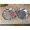 Image 5 : Vintage Electric Chafing Tray with Hot Plates and Aluminum Pie Plates