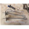 Image 10 : Assorted Tools: Black & Decker Angle Grinder, Files, Screwdrivers and More