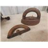 Image 8 : Vintage Sad Irons And Electric Iron