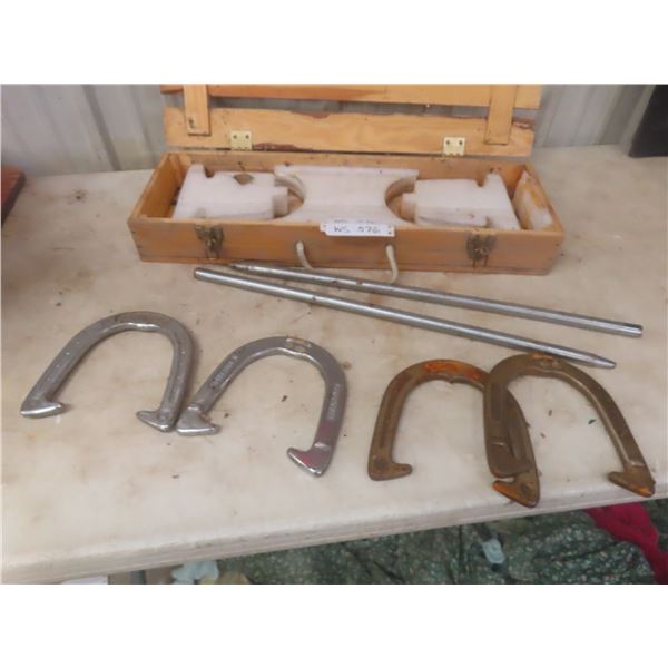 Horseshoe Game Set with Carrying Case