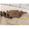 Image 2 : Vintage Blacksmith Anvil with 4-Inch Vise