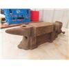 Image 7 : Vintage Blacksmith Anvil with 4-Inch Vise