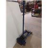 Image 5 : 3 1/2-Ton Hydraulic Floor Jack